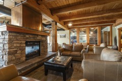 Seating (Clubhouse)