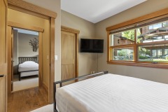 Queen Bedroom
