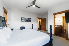 Master Bedroom (King)