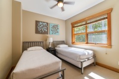 Twin Bedroom