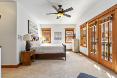 Master Bedroom (King)