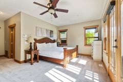 Master Bedroom (King)