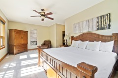Master Bedroom (King)
