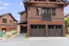Exterior, Roadside